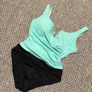 Miraclesuit Mint Green and Black One-Piece Swimsuit Size 12 tummy control